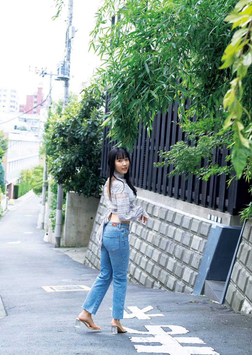林田百加 写真集 『 Fake 』 試し読み4