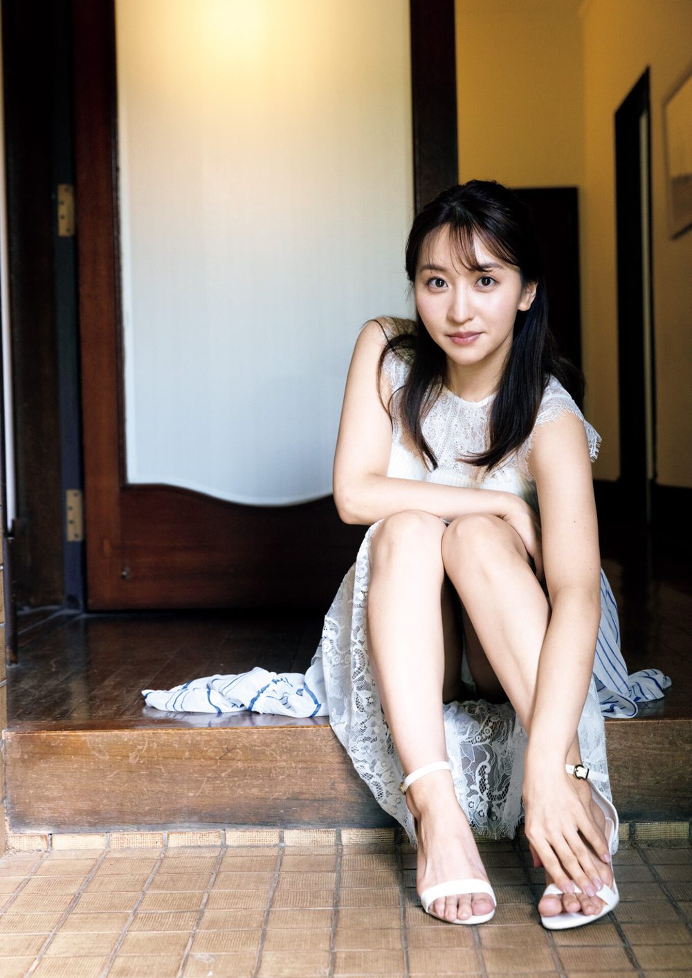 袴田彩会 ファースト写真集 『 Another 』 試し読み5