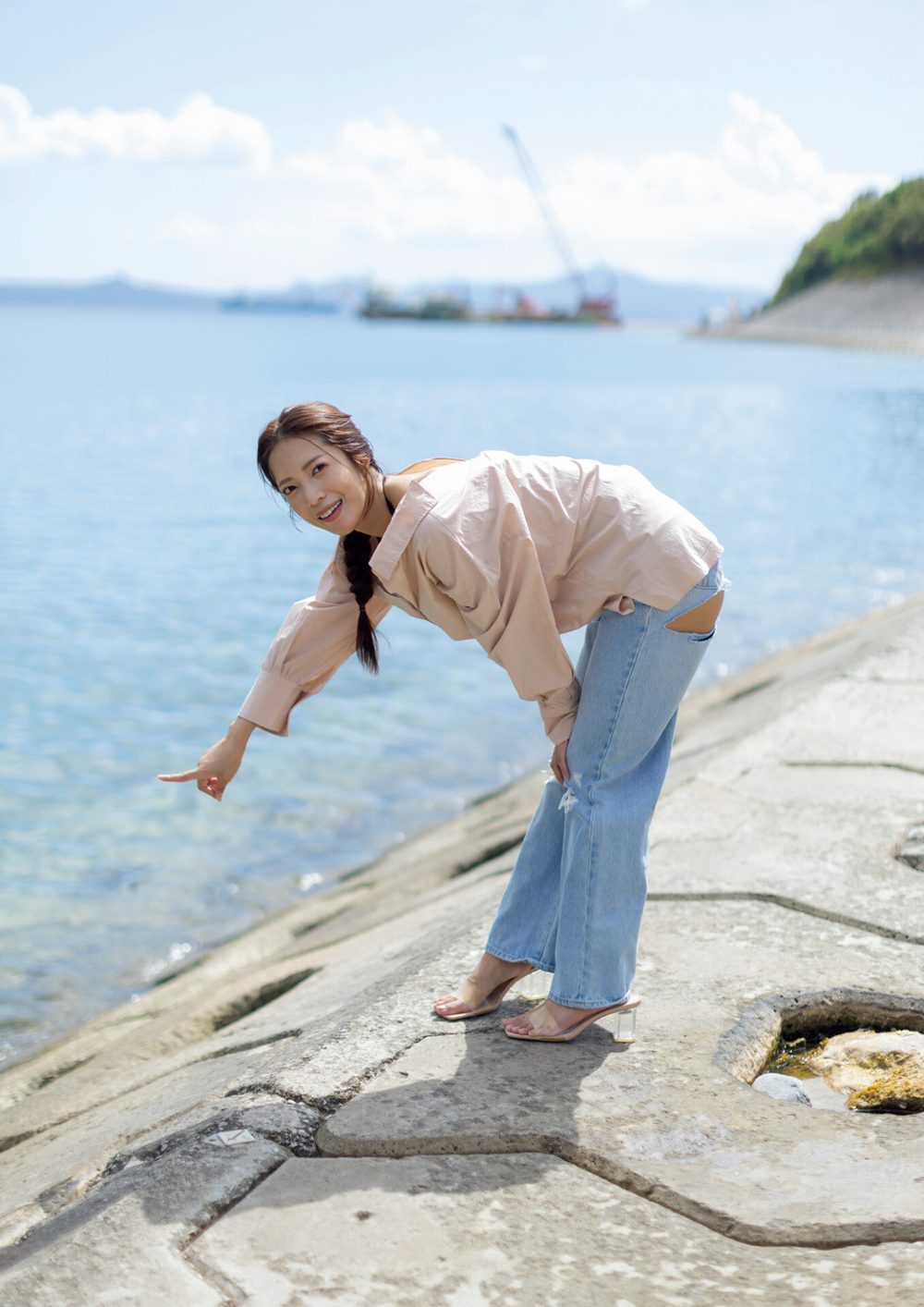宇佐美なお 1st写真集 『 U 』 試し読み4
