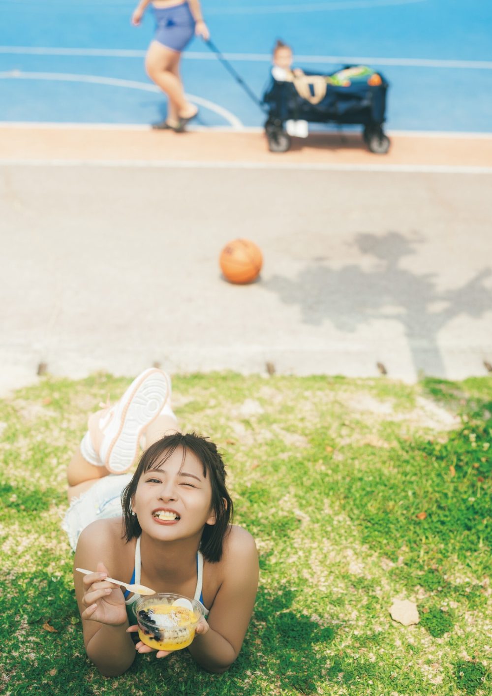 〈DMM限定〉【DMM専用特典カット・動画付き】すみぽん(高倉菫)1st写真集『offcourt』 試し読み3