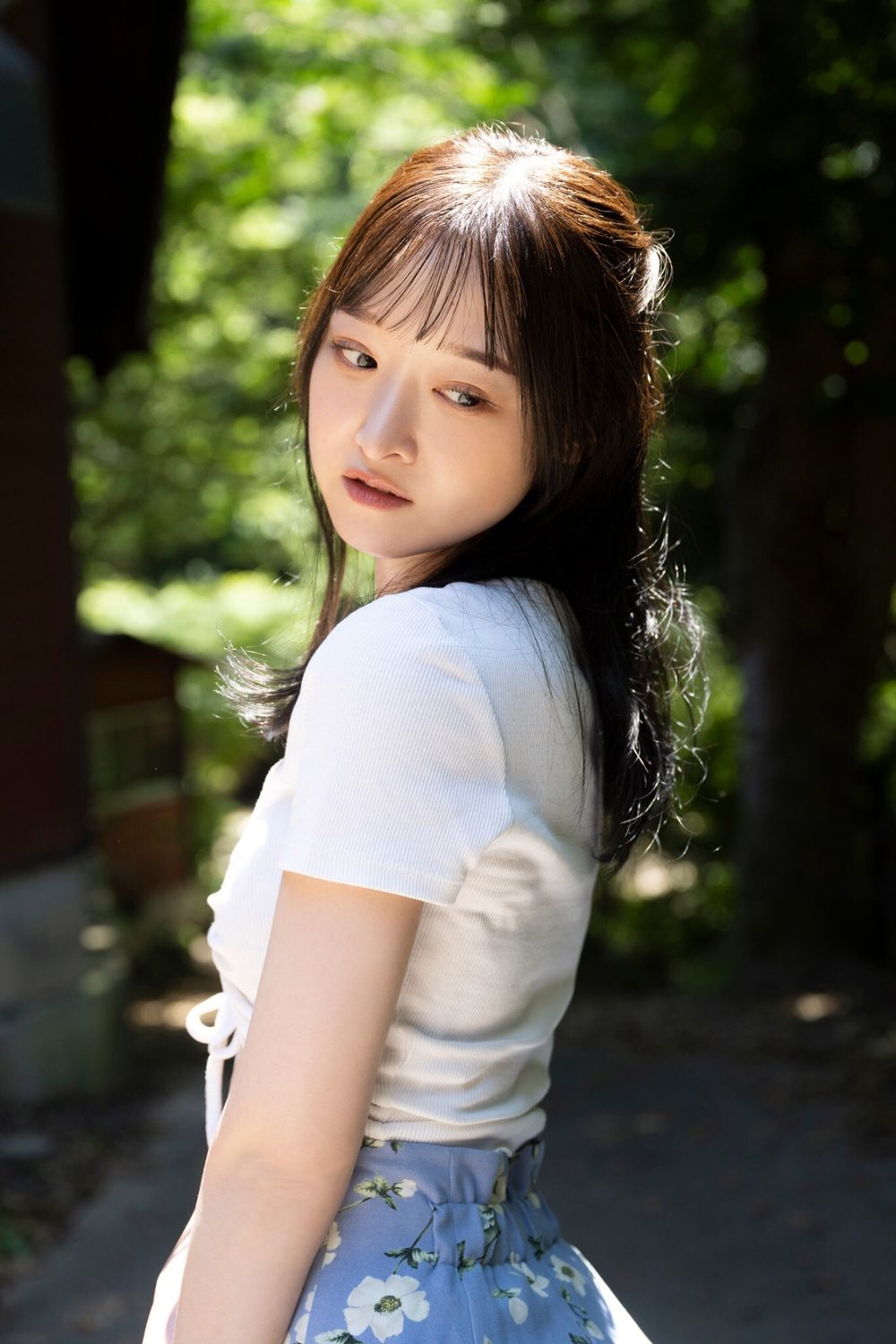 小島瑠那「色気を纏ったラベンダー」SPA！デジタル写真集 試し読み3