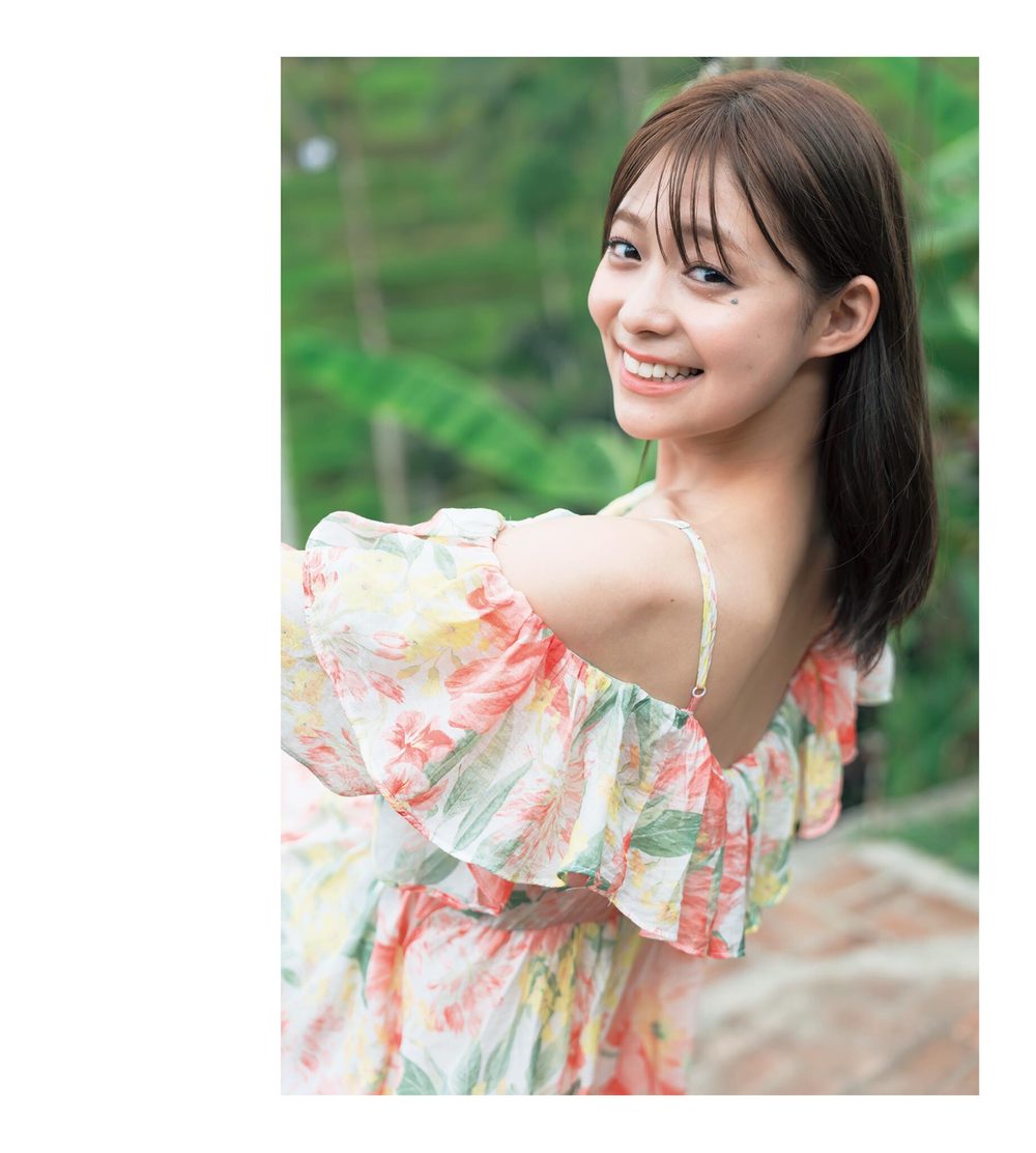 田崎さくら1st写真集 さくらいろ 試し読み5