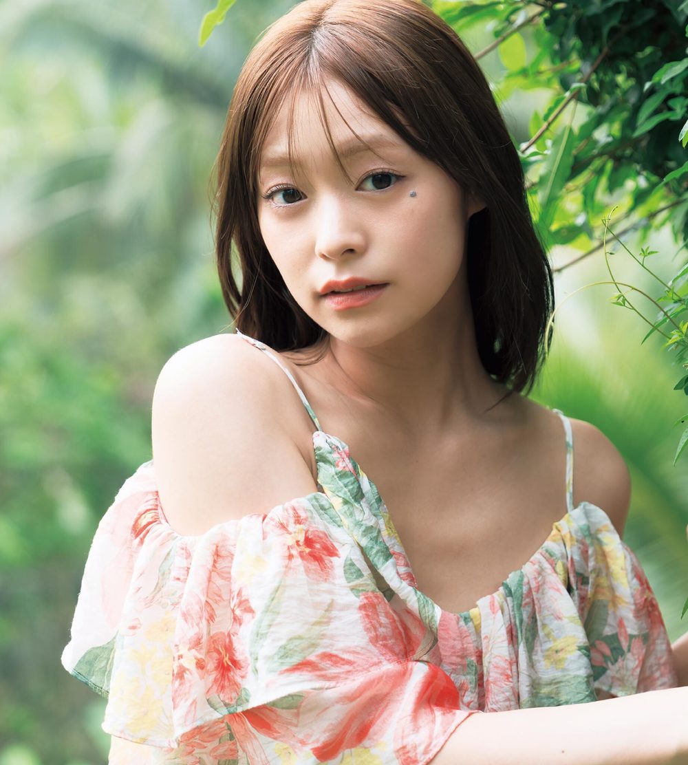 田崎さくら1st写真集 さくらいろ 試し読み7