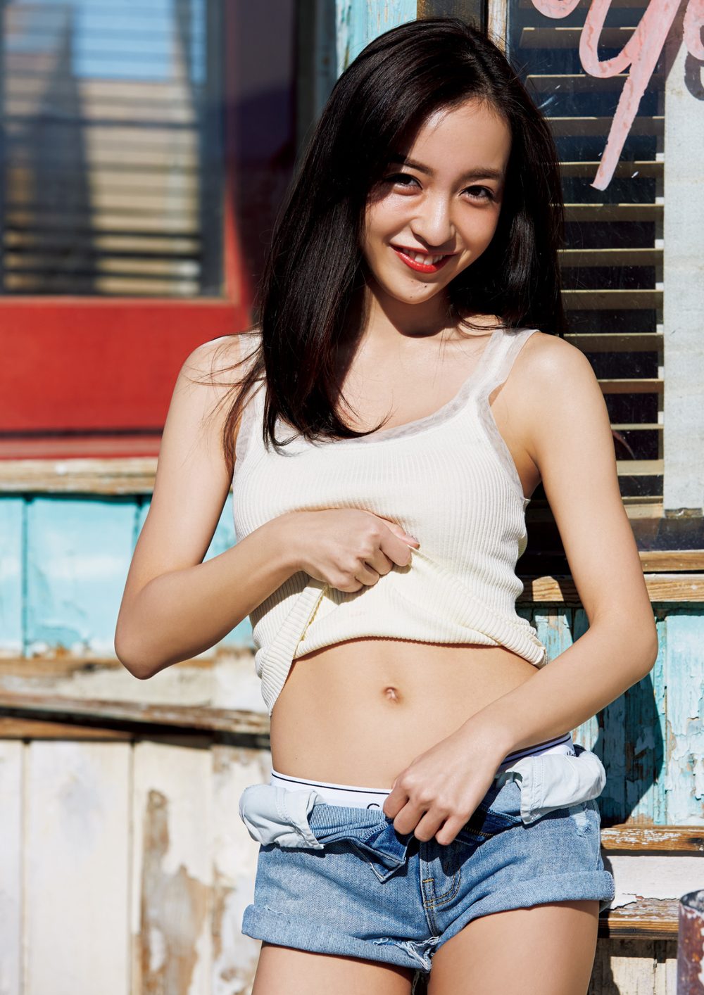 板野友美 写真集 「Wanderer」 試し読み3