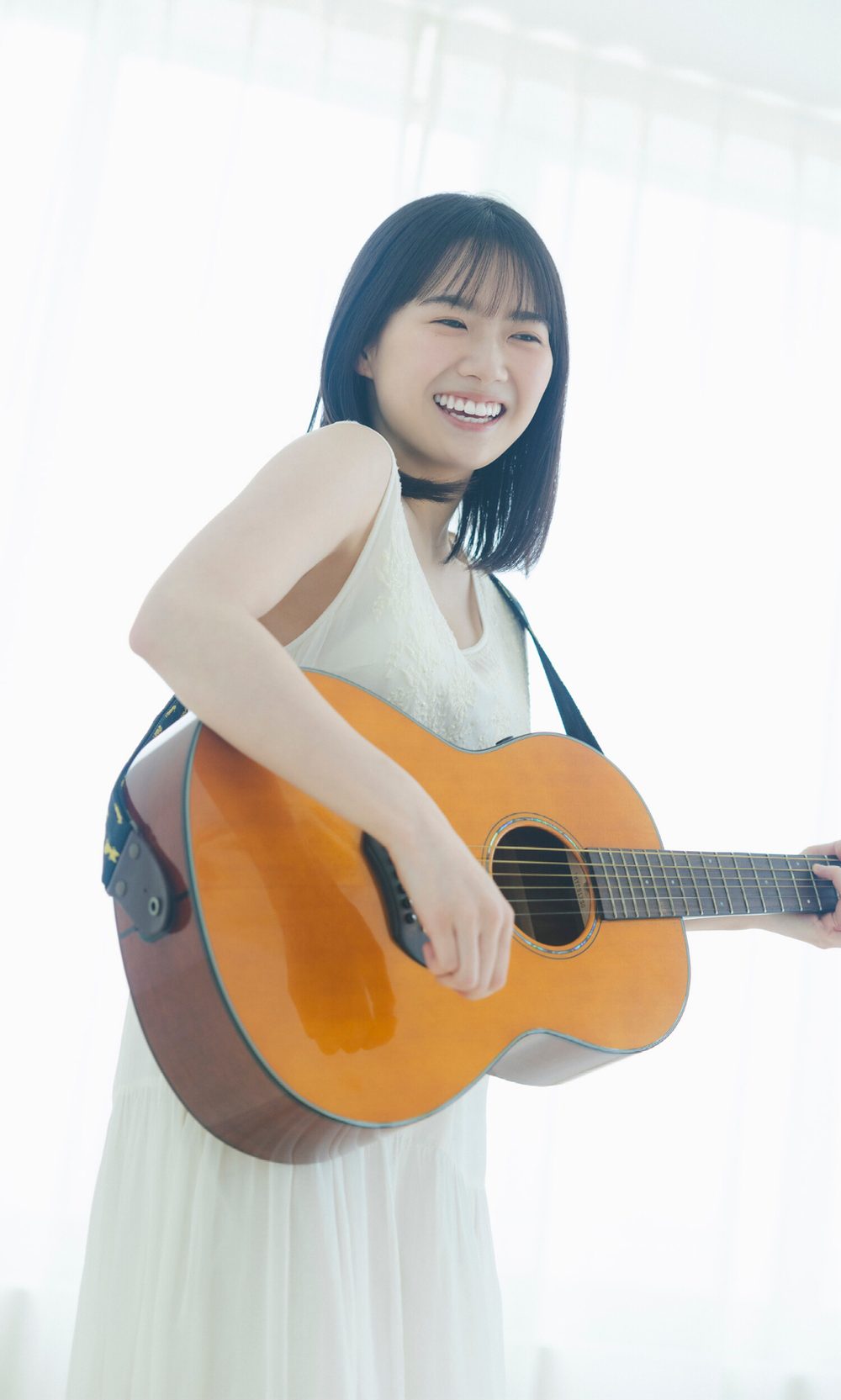 【デジタル限定】月山鈴音写真集「夏の足音」 試し読み2