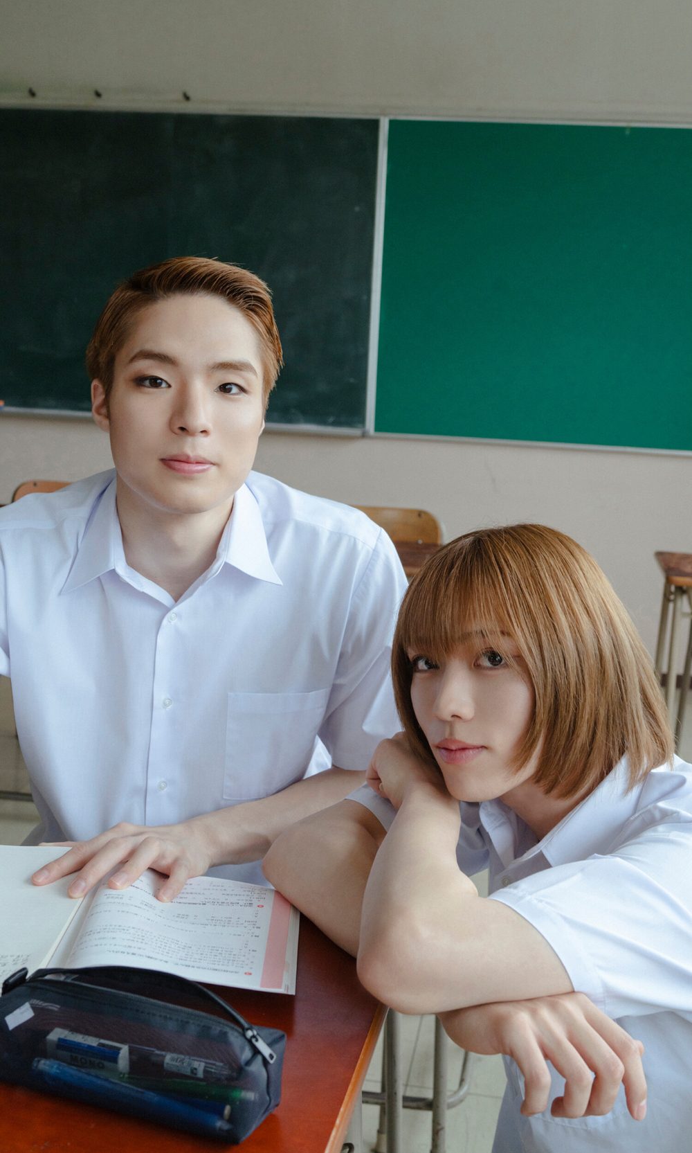 ミュージカル『テニスの王子様』不二周助＆河村 隆 DIGITAL PHOTO BOOK「refrain」 試し読み2