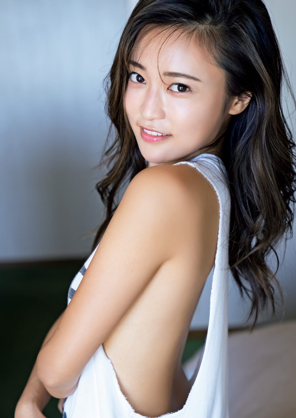 小島瑠璃子ラスト写真集「瑠璃」 試し読み7