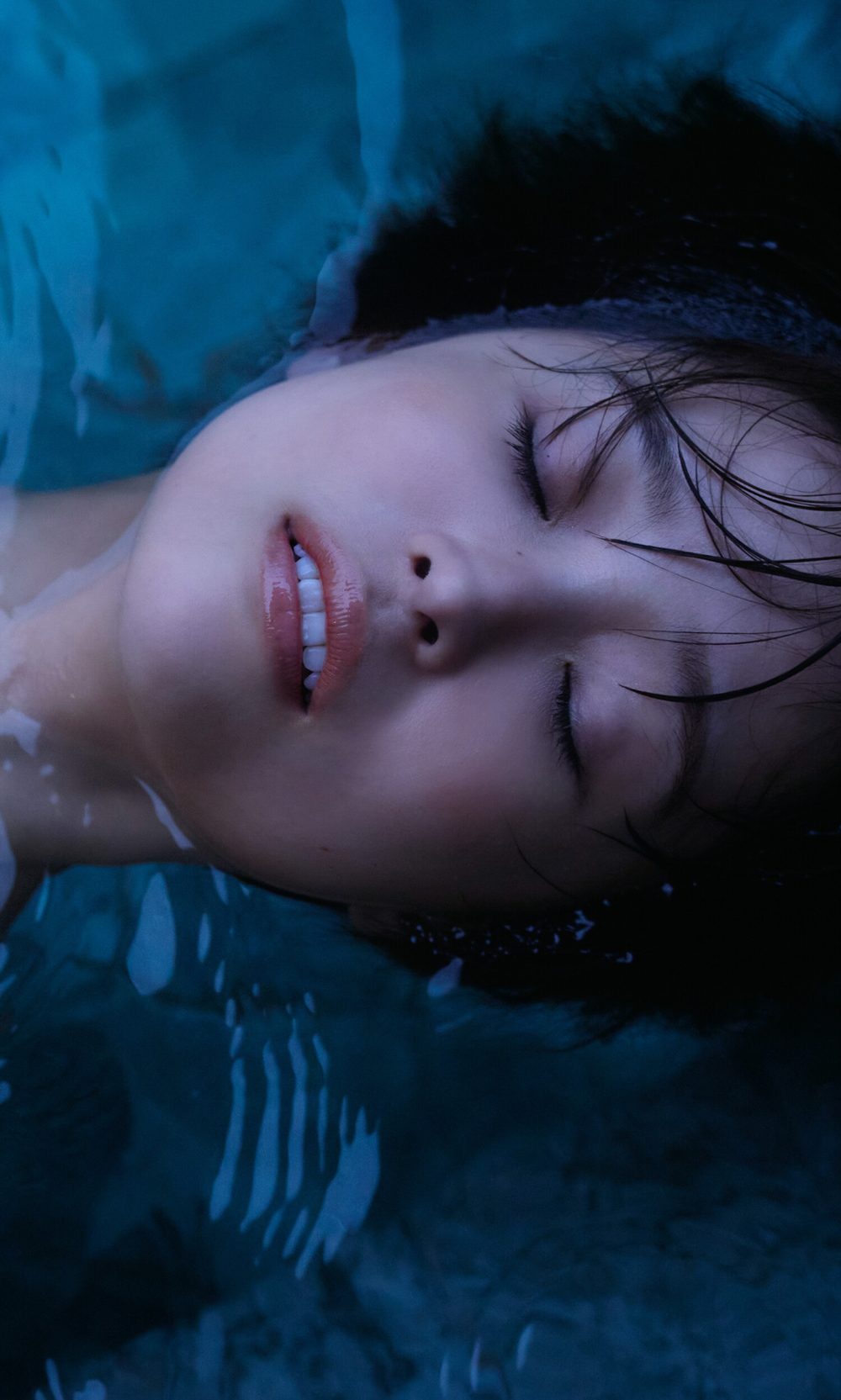 【デジタル限定】渡邊渚写真集「Re:水平線」 試し読み4